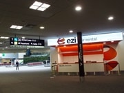 クライストチャーチ空港のEziカーレンタルの受付